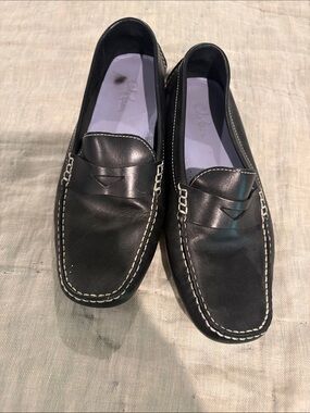 Cole Haan Women’s Black Penny Loafers drivers  with Contrast Stitching